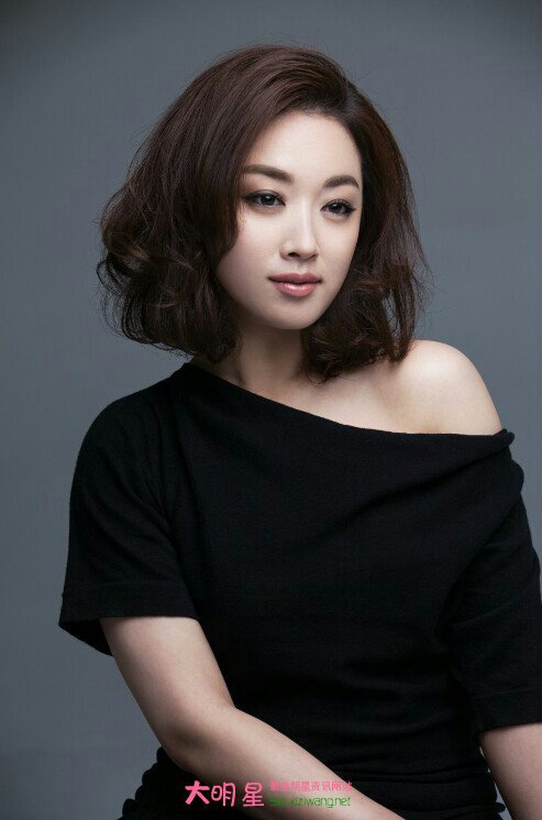 荧幕与人生的跨越，女演员张蓓蓓的励志之旅