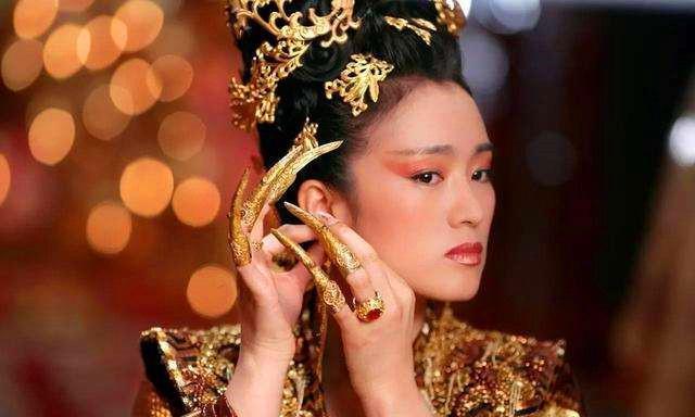 满城尽带黄金甲演员传奇，辉煌演绎背后的故事